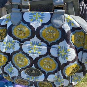 Petunia pickle bottom